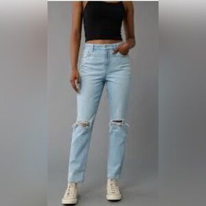 American Eagle mom jean